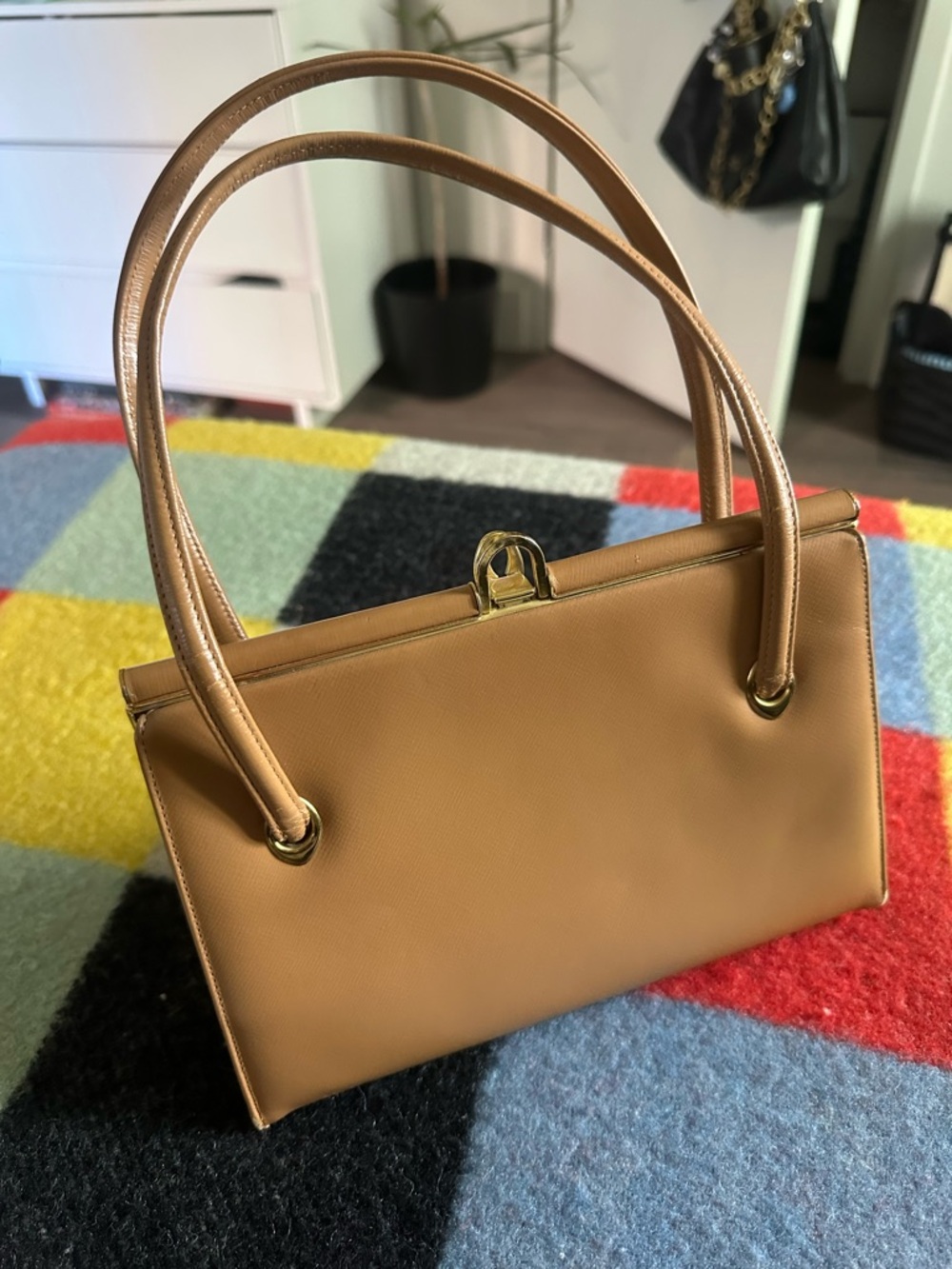 Classic Tan Shoulder Bag with Gold Accents